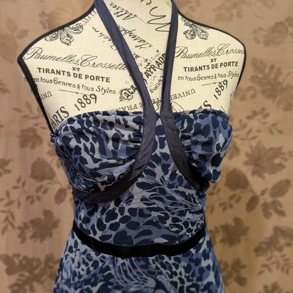 BCBGirls Blue Animal Print Tiered Halter Dress, Size S, Excellent Used Condition - Picture 3 of 6
